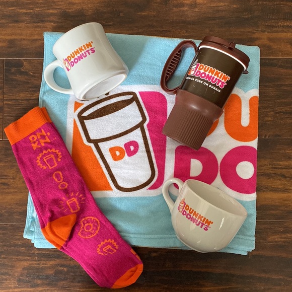 Dunkin Donuts Lot - Picture 1 of 16